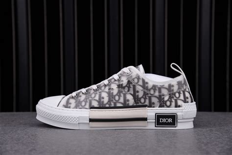 Dior B23 Low Top Logo Oblique .